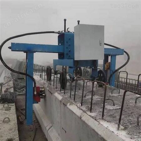 自动行走凿毛机 箱梁立面凿毛机 龙门式空心板凿毛机