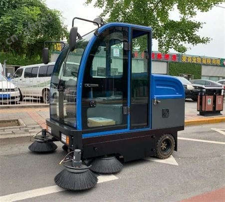 北京扫地机现货直发 道路吸尘清扫车全封闭式扫地车 驾驶式扫地机 售后齐全 全国销售