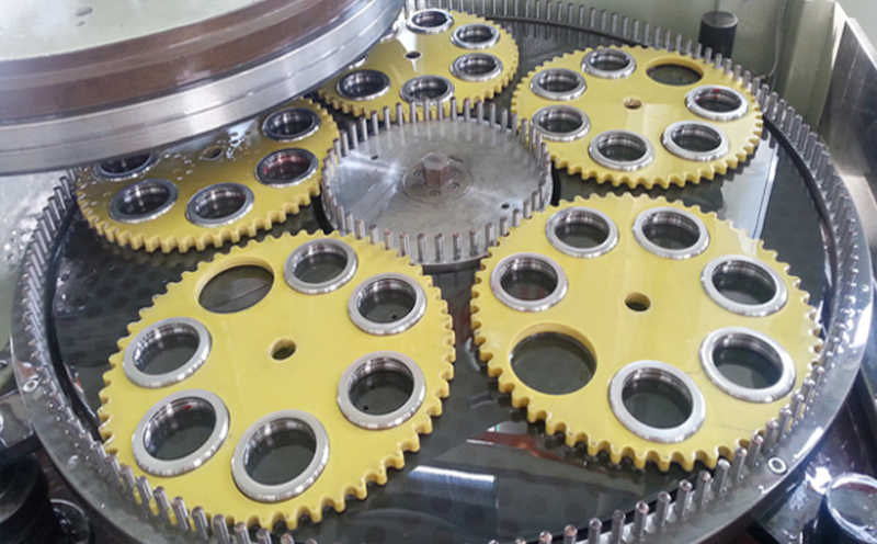 超精度双面研磨机的特点